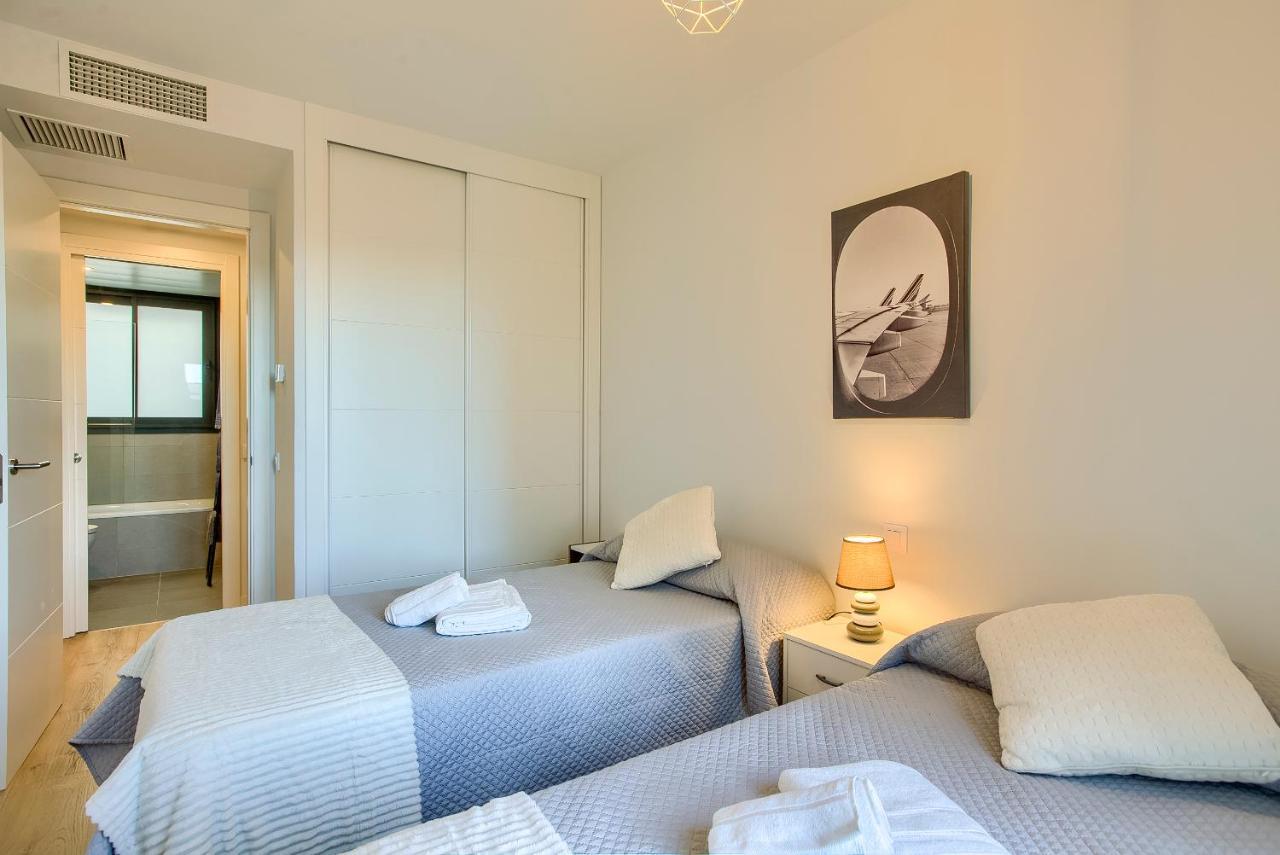 2B2B Deluxe Apartment - Jardines De Cuatro Caminos - Business District - Santiago Bernabeu Madrid Exterior photo