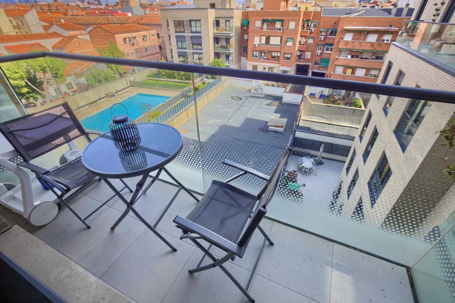 2B2B Deluxe Apartment - Jardines De Cuatro Caminos - Business District - Santiago Bernabeu Madrid Exterior photo